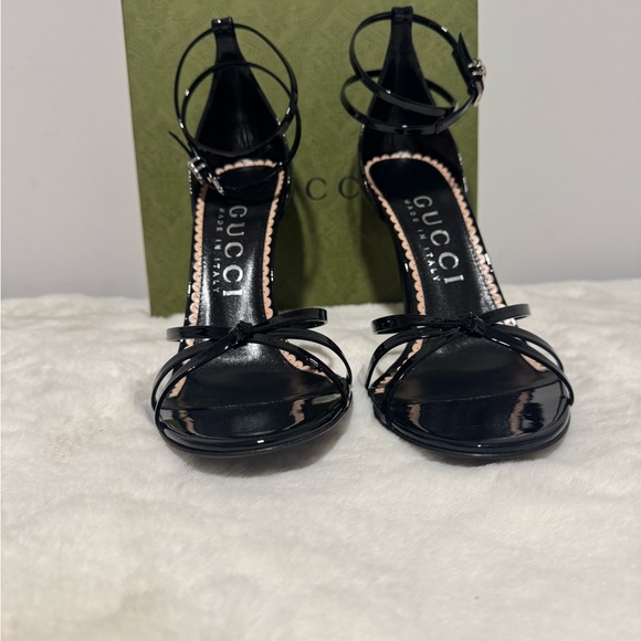 Gucci Patent Leather  Black Heels - Picture 2 of 7